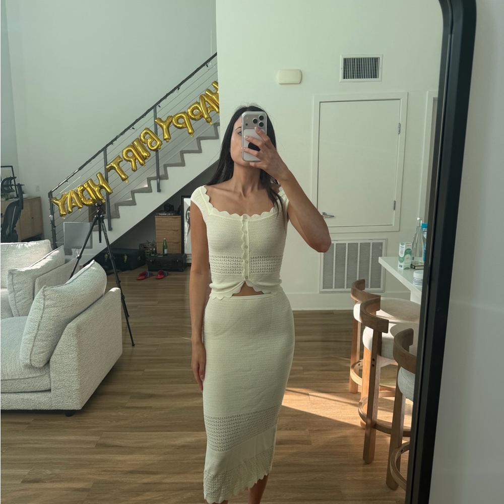 Madeline Meshki Scallop skirt set